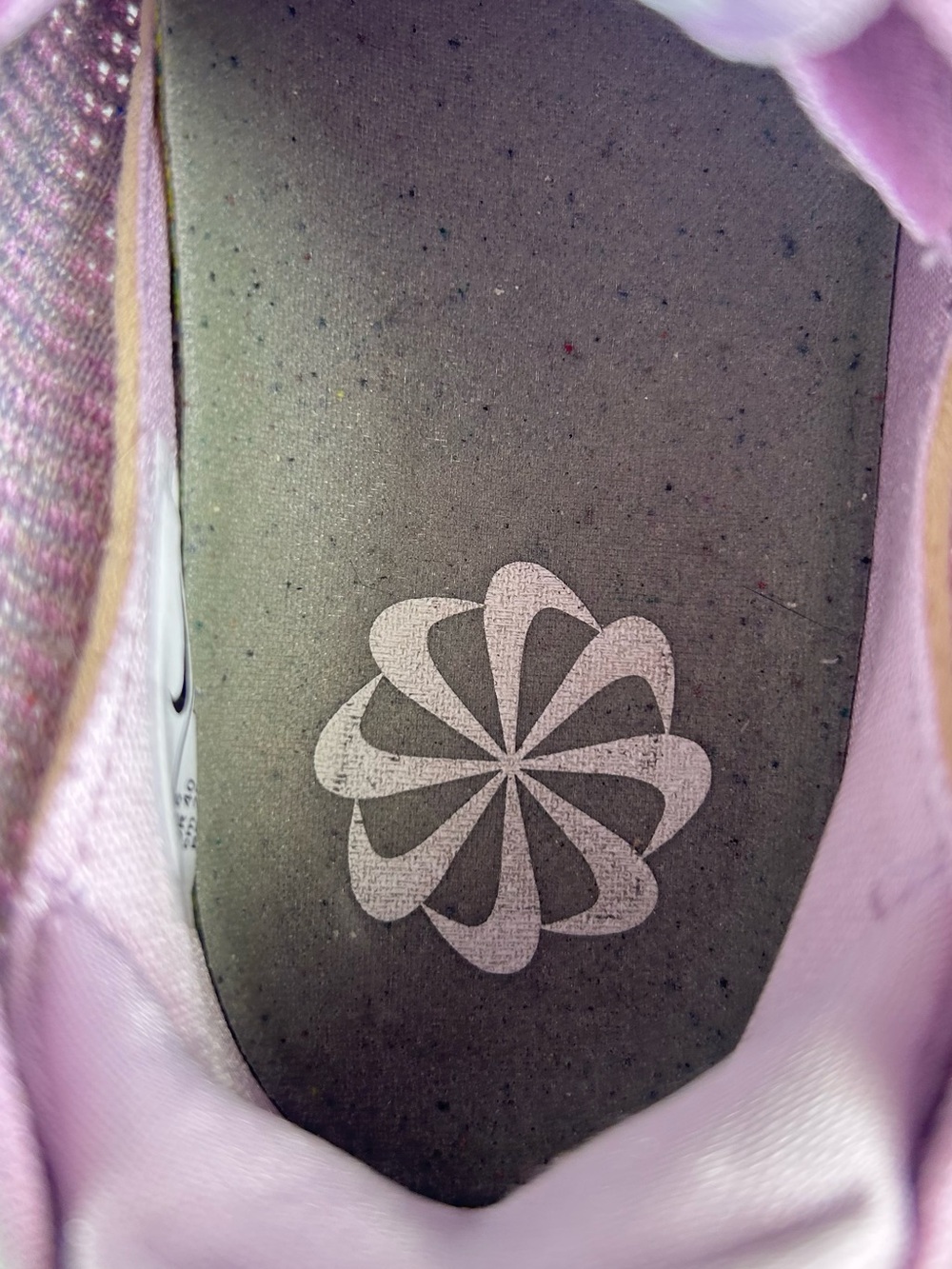 Nike VaporMax 2021 Flyknit Sneaker Light Purple Athletic Sneaker Womens Size 8.5 - Picture 11 of 11